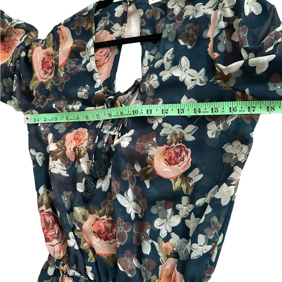 Show Me Your Mumu TILLIE TIE size X- Small Floral Romper Keyhole Back Navy Blue - Picture 8 of 12